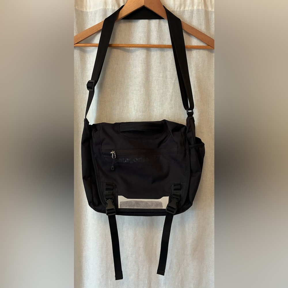 Patagonia Black Messenger Bag
